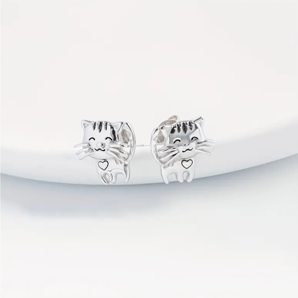 Sterling Silver Cat Heart Stud Earrings - Picture 6 of 7